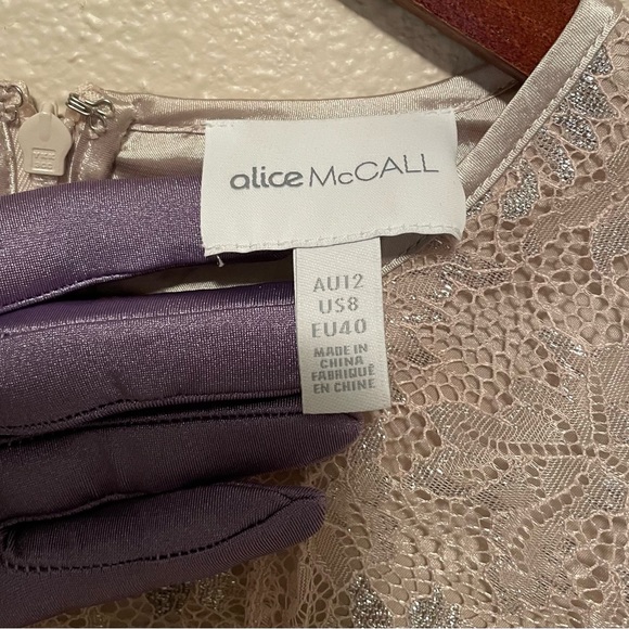 Like new condition! Size US 8. Worn once for about 3hrs for my wedding weekend. - Picture 6 of 10